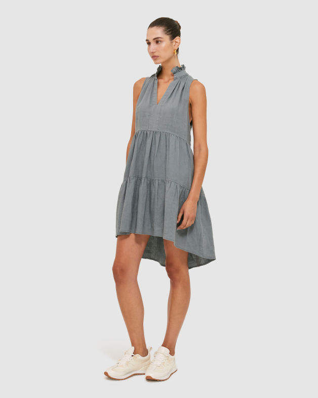 Lila Linen Tiered Dress in PEACOCK