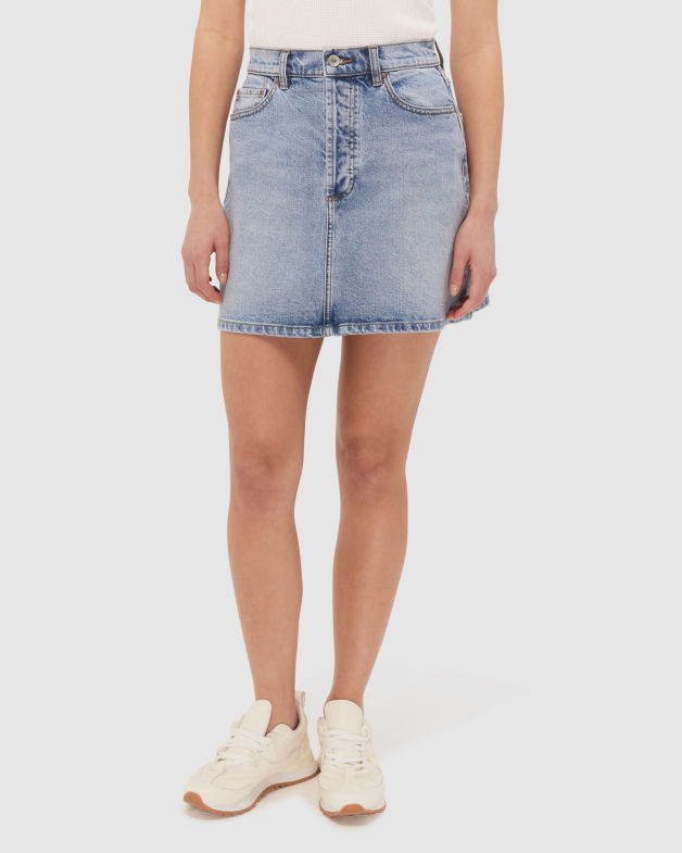 Ava Denim Mini Skirt in LIGHT WASH