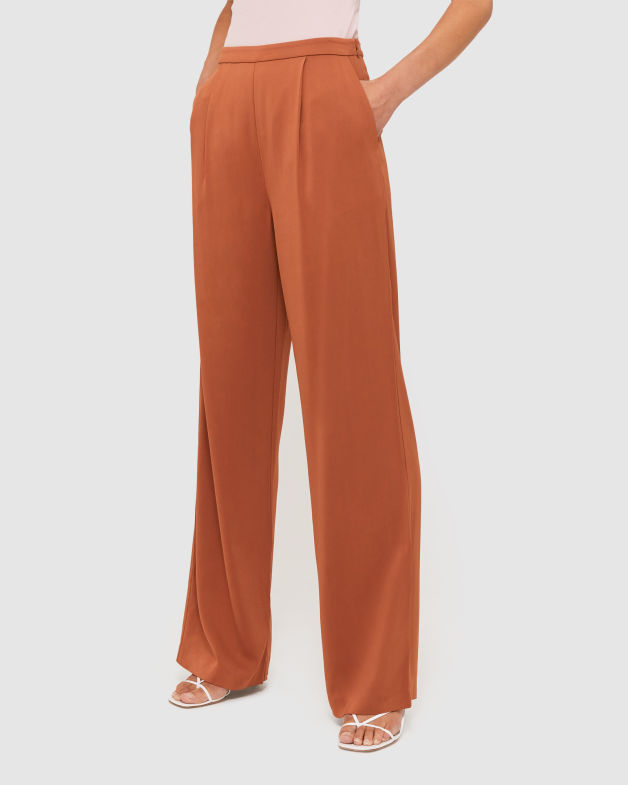Isadora Pant in RUST