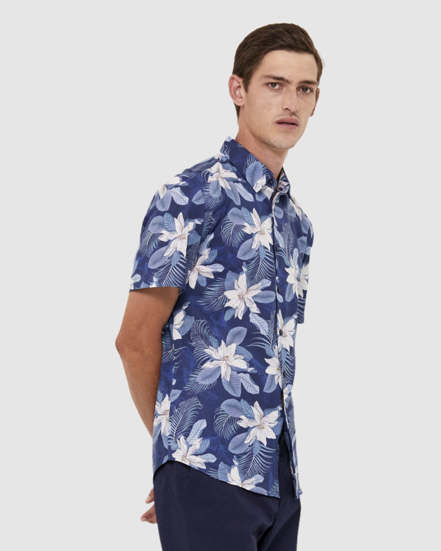 Avery Short Sleeve Classic Print Shirt in MIDNIGHT