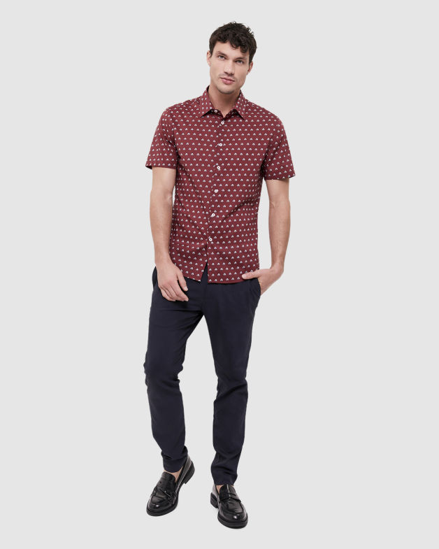Irving Short Sleeve Classic Shirt in DARK BERRY
