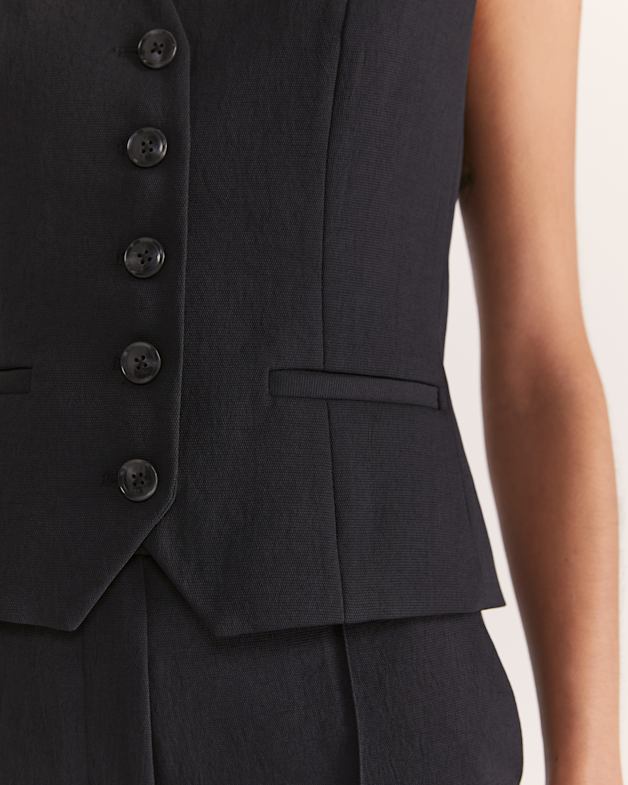 Dharma Vest