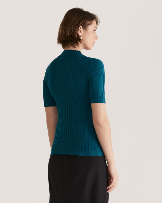 Green short discount sleeve sweater