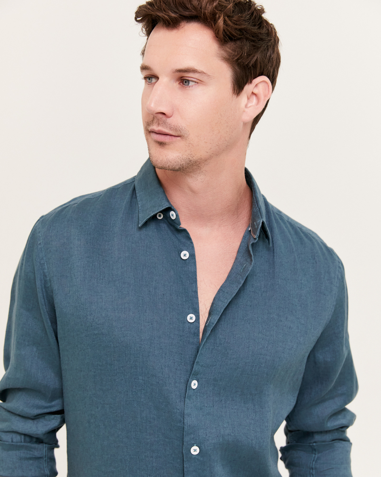Anderson Long Sleeve Classic Linen Shirt in TEAL GREEN