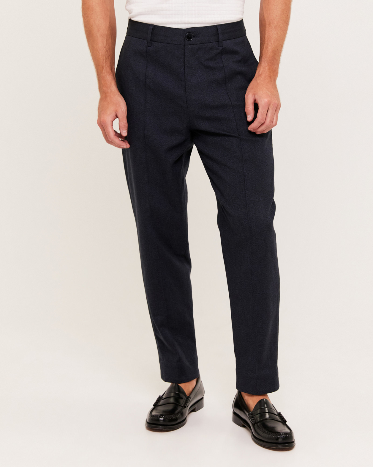 Hershall Item Pant in NAVY