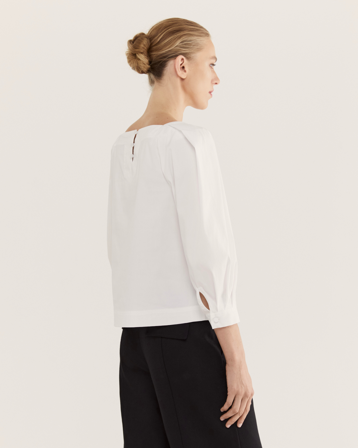 Piper Pleat Sleeve Top in WHITE