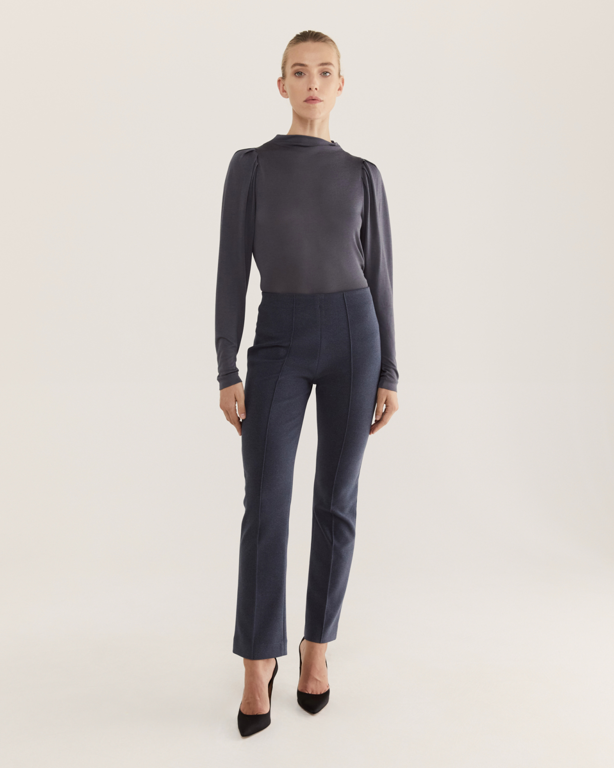 Milla Pull On Pant in CHARCOAL MELANGE