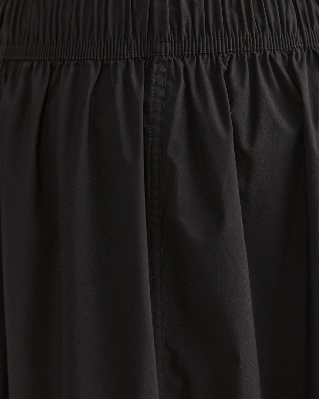 Bianca Midi Skirt in BLACK
