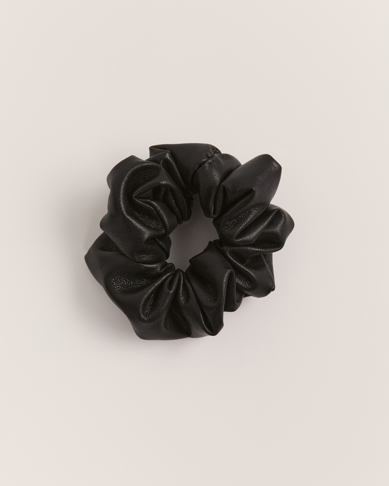 Mimi Vegan Leather Scrunchie in BLACK