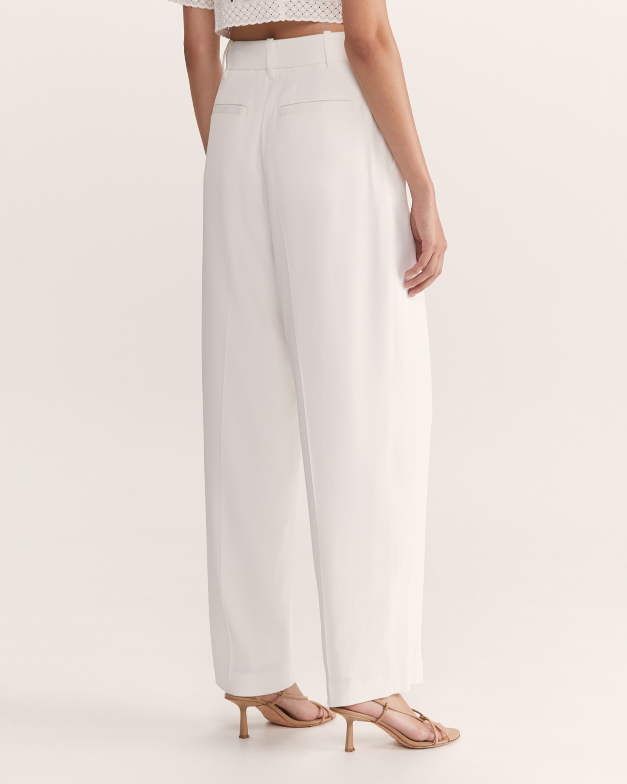Asha Pleat Front Pant in CREME