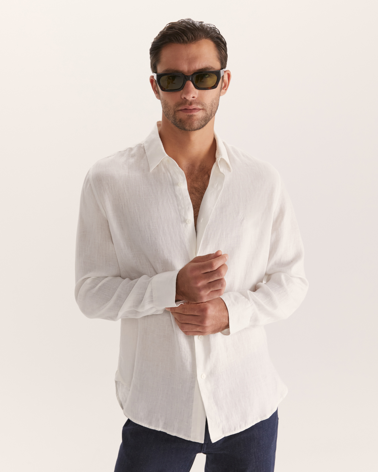 Anderson Long Sleeve Classic Linen Shirt in WHITE