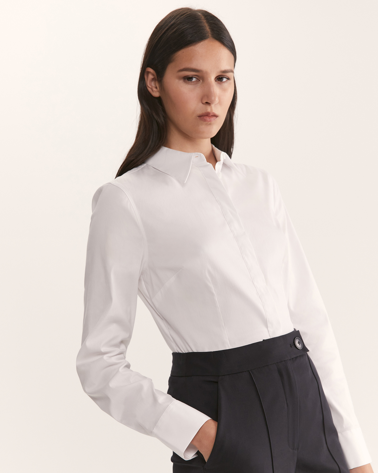 Piper Fitted Shirt in WHITE
