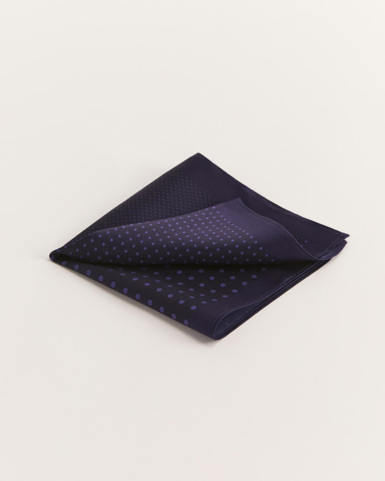 Domino Silk Pocket Square in NAVY/BLUE