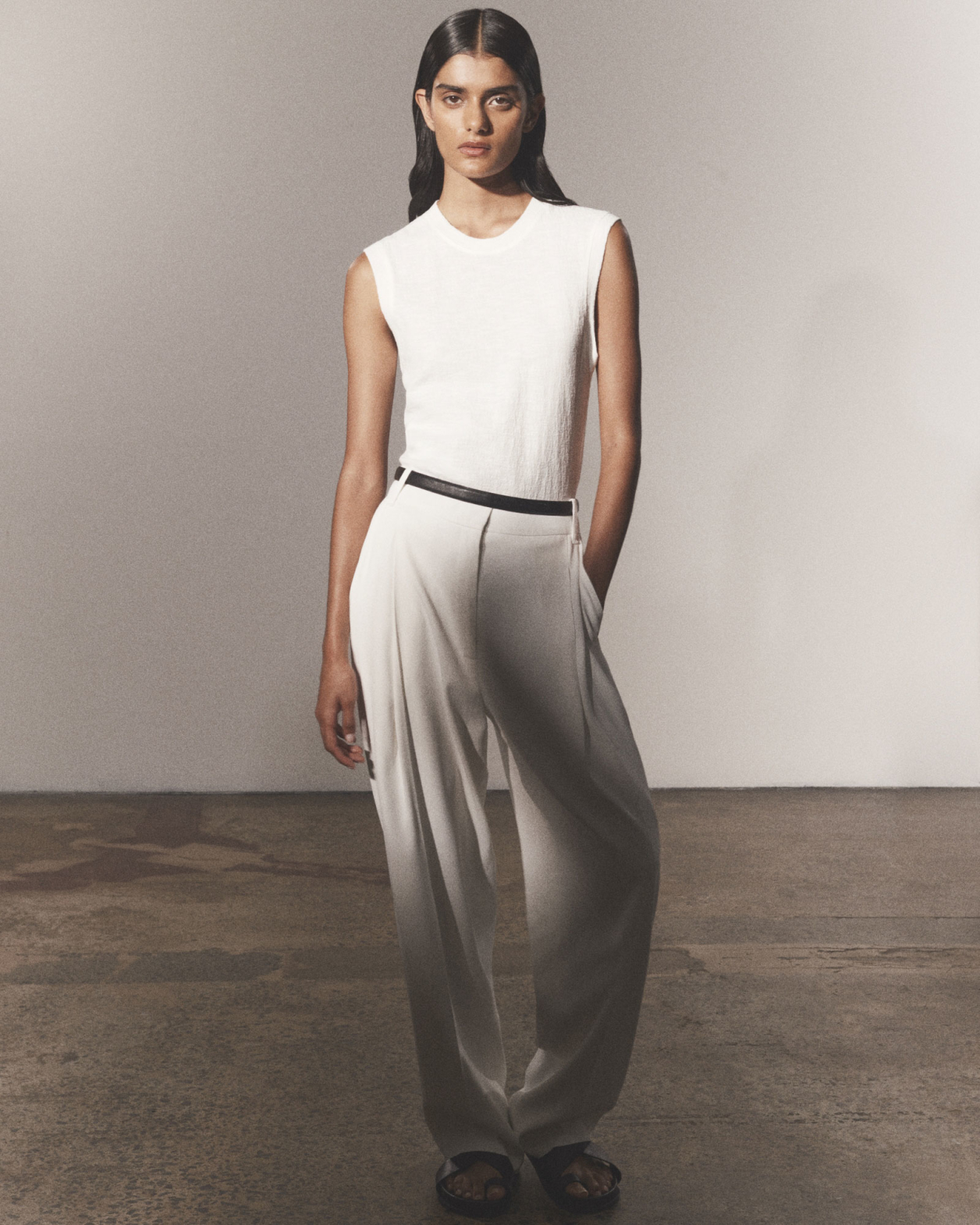 Asha Pleat Front Pant in CREME
