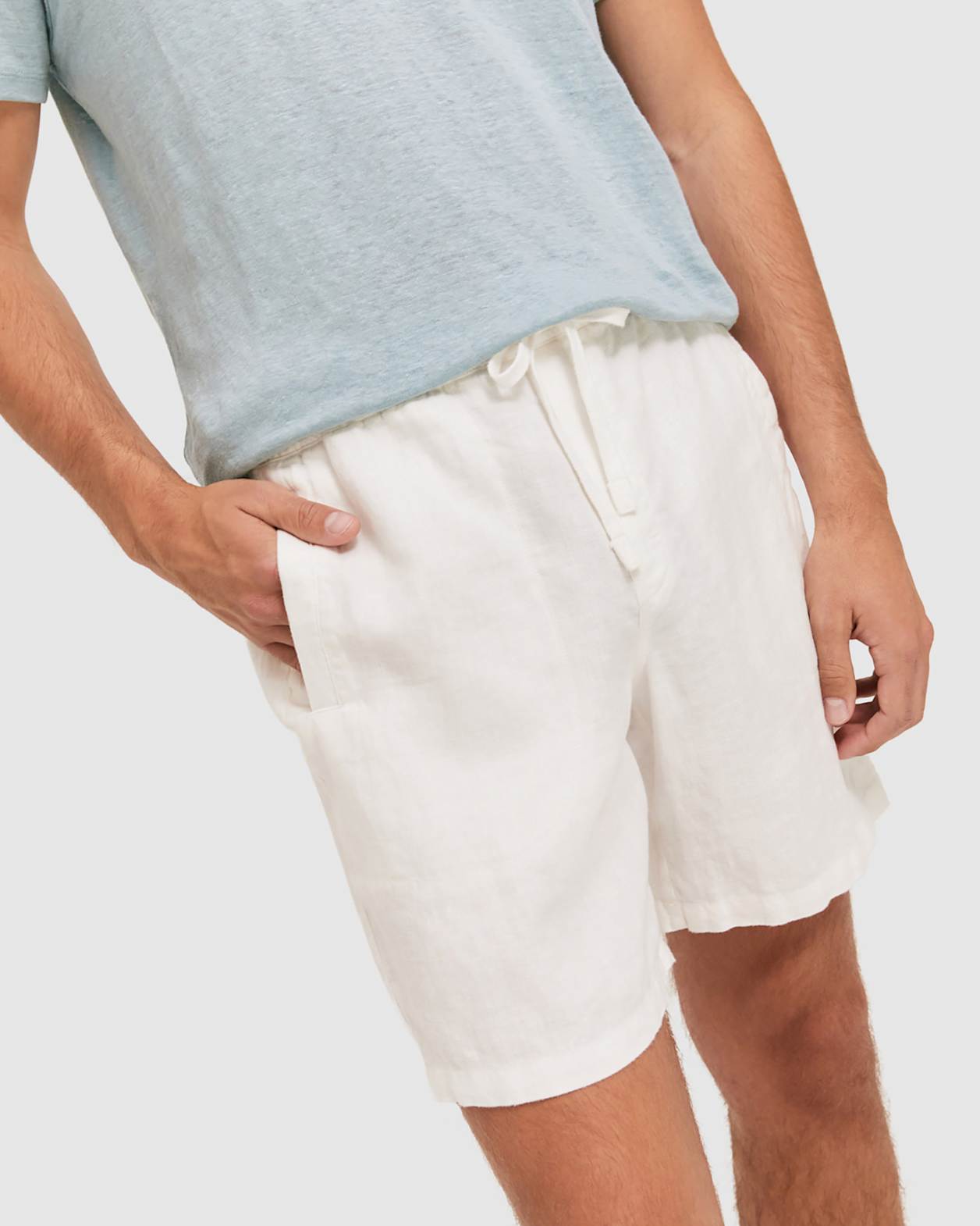 Kent Linen Short in WHITE