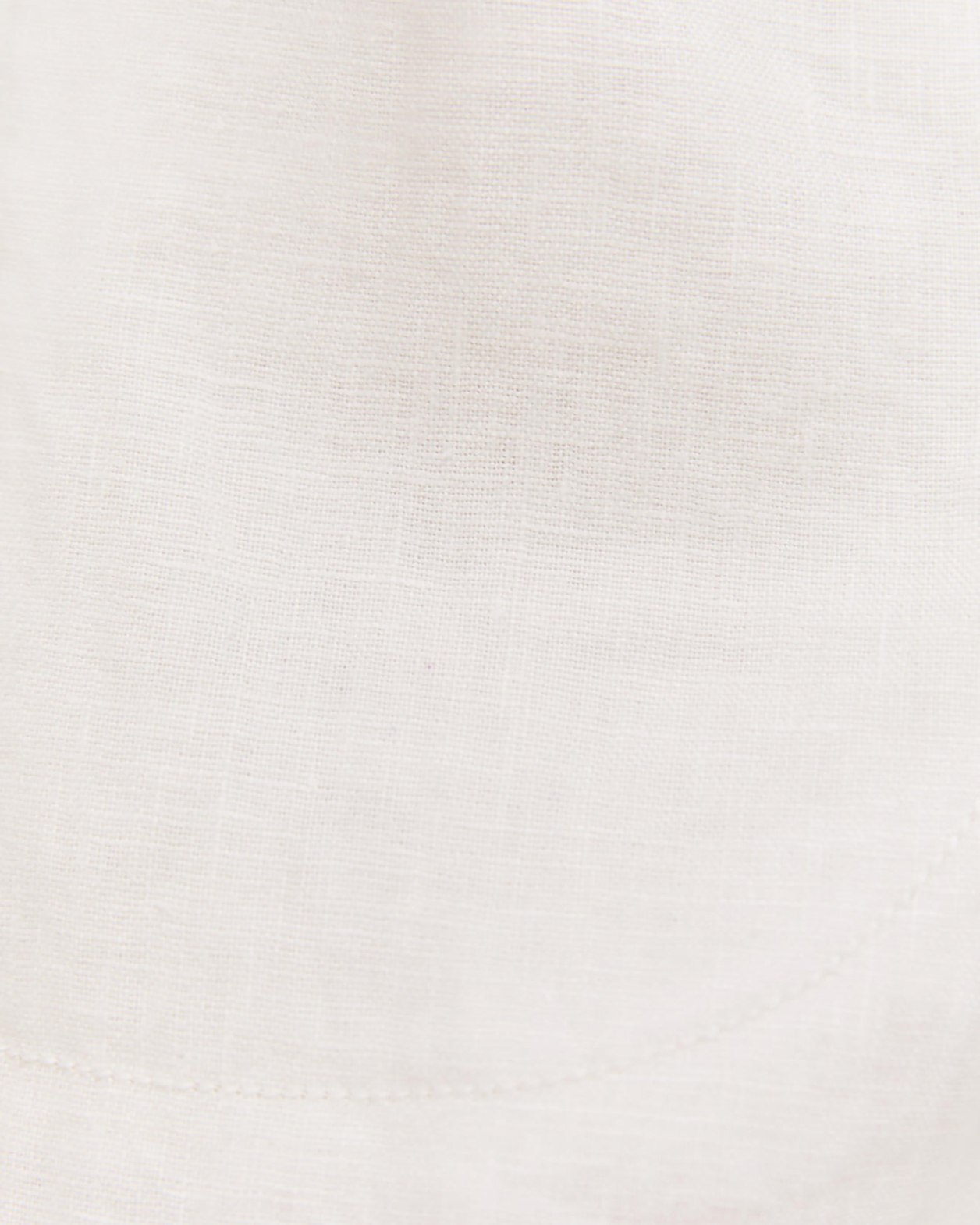 Kent Linen Short in WHITE