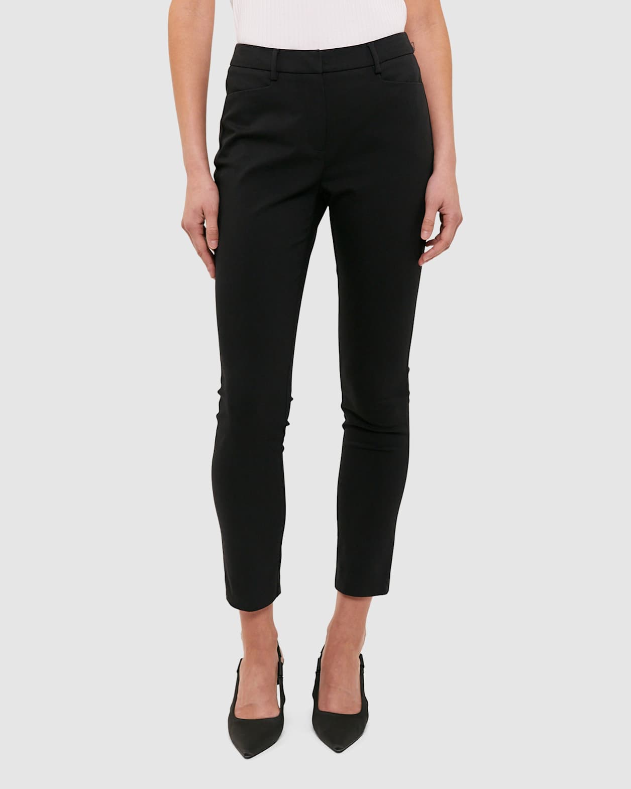 Tia Suit Pant in BLACK