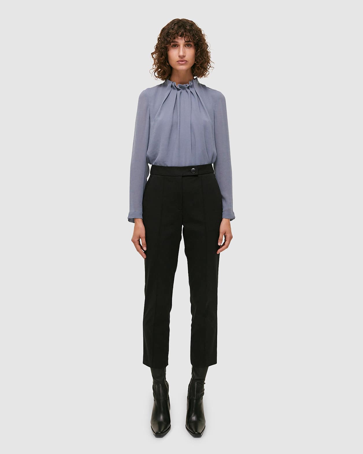 Tia Straight Leg Pant in BLACK