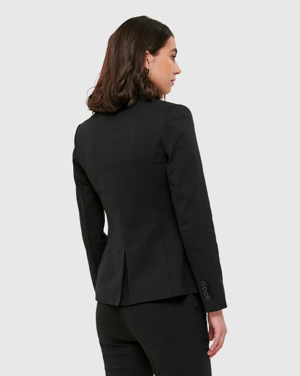 Tia Suit Blazer in BLACK