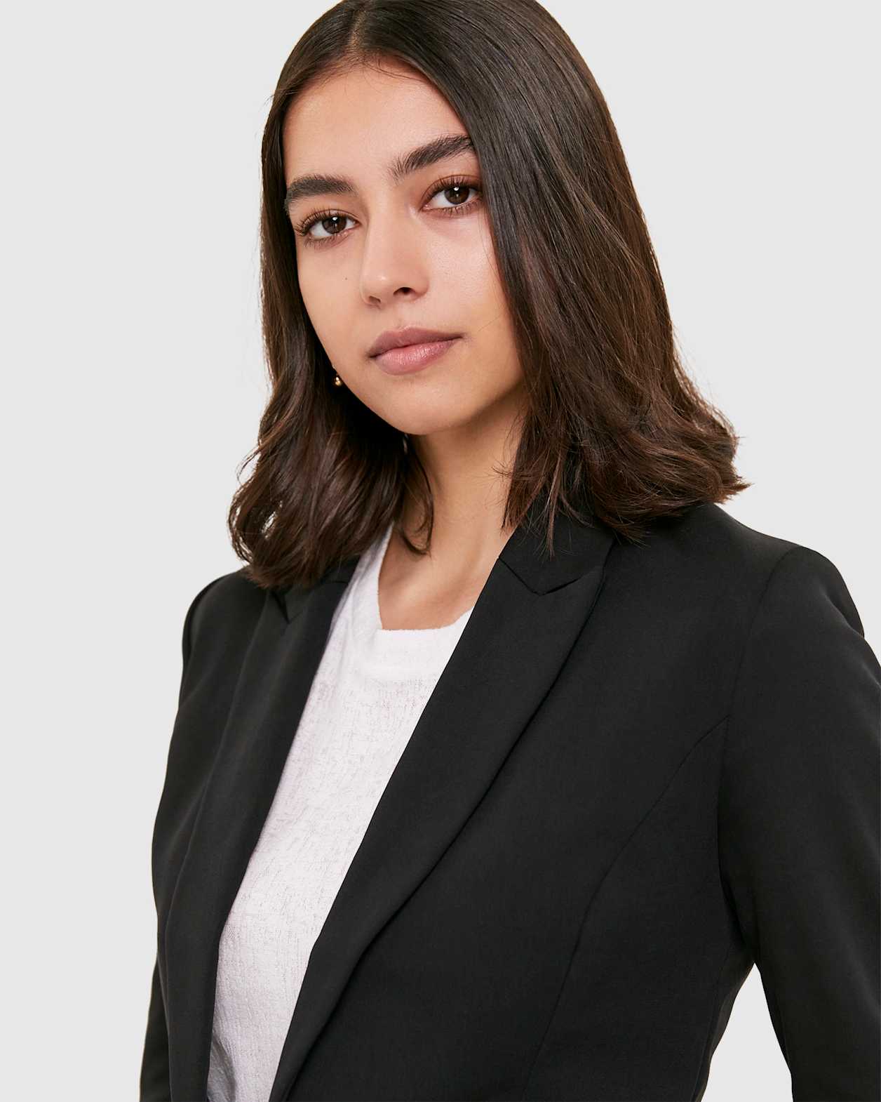 Tia Suit Blazer in BLACK