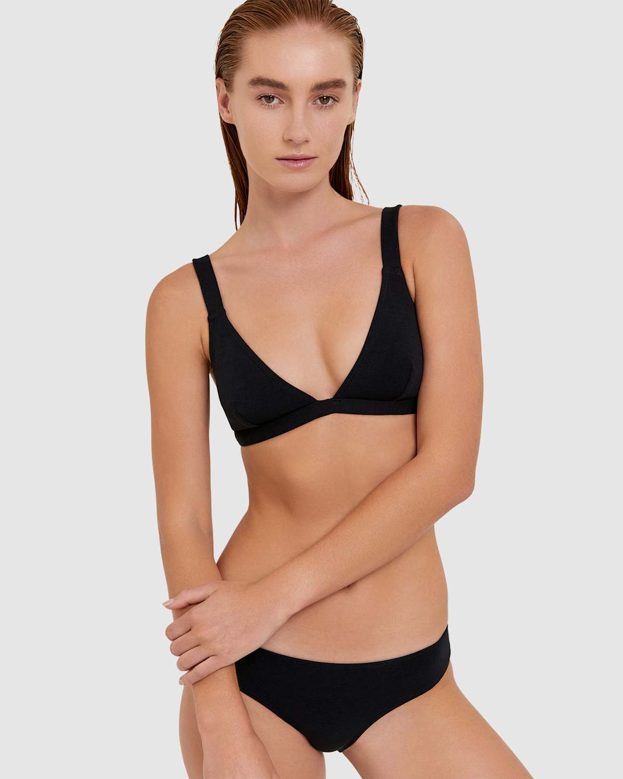 Koa Bikini Classic Pant in BLACK