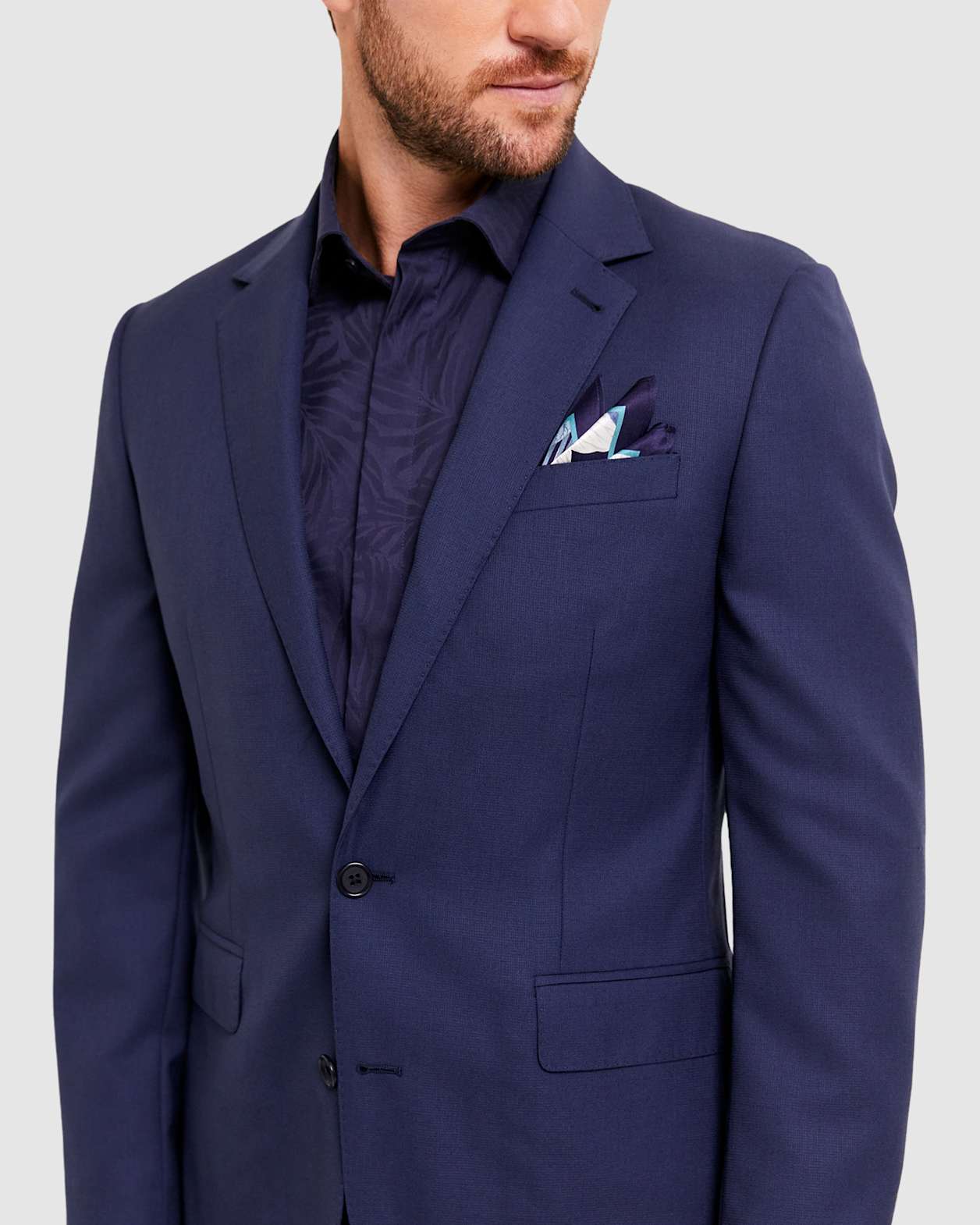 Avery Silk Pocket Square in MIDNIGHT