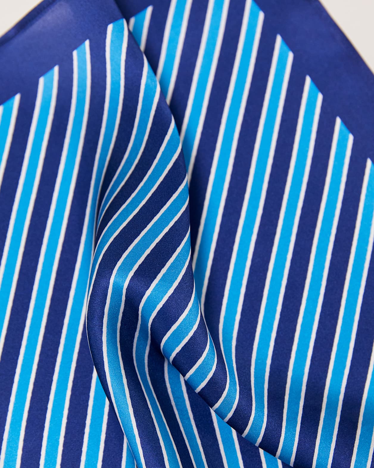 Dali Silk Pocket Square in COOL BLUE