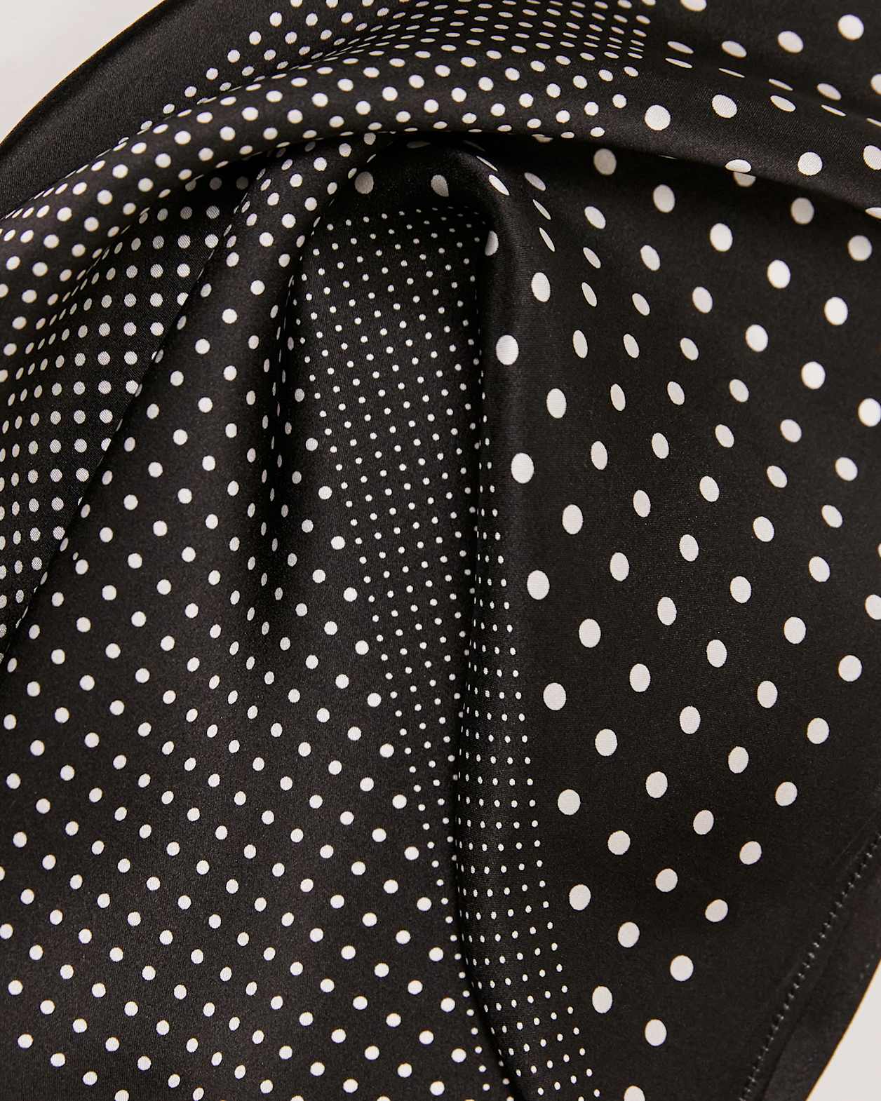 Domino Silk Pocket Square in BLACK/WHITE