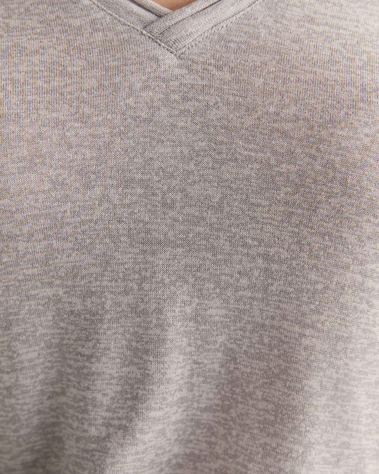 Antonia V Neck Tee in SILVER MELANGE