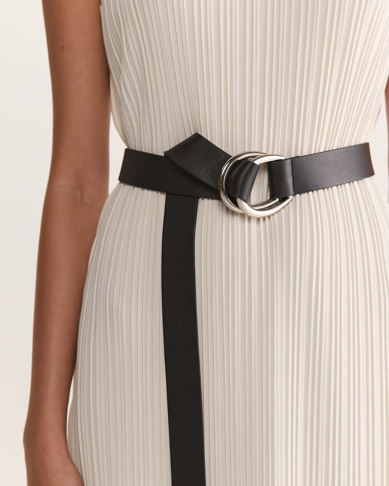 Leather Wrap Belt in BLACK