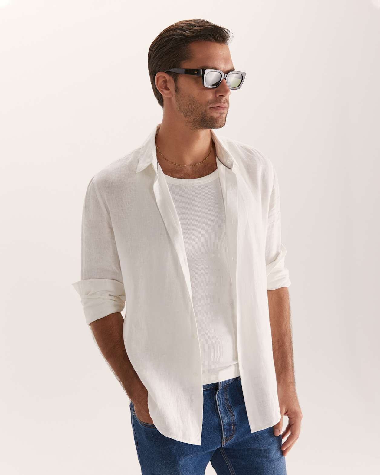 Noah Lightweight Linen Shirt in WHITE