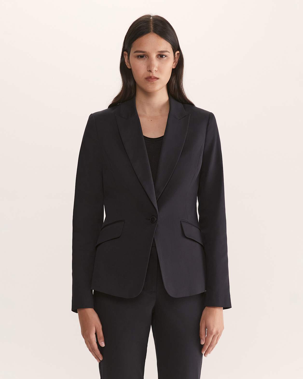Tia Suit Blazer in BLACK