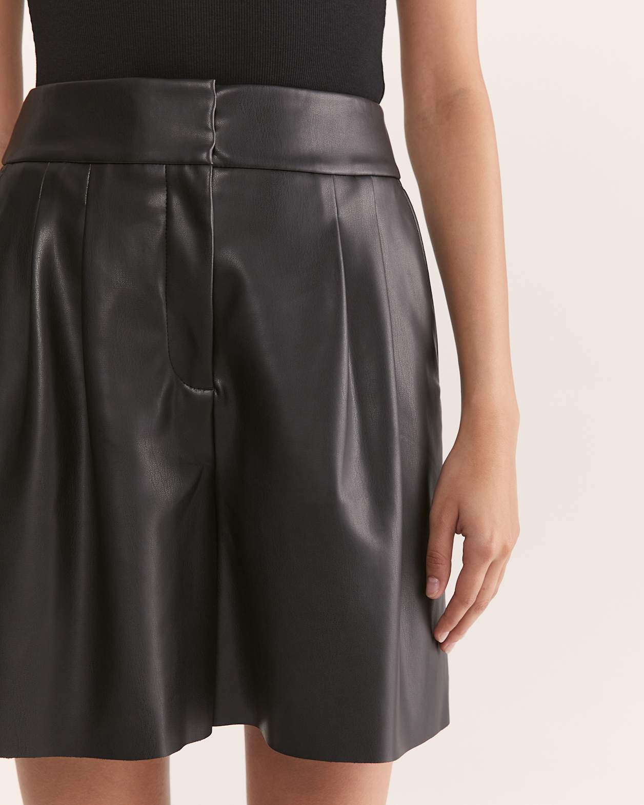 Viv Faux Leather Short in BLACK