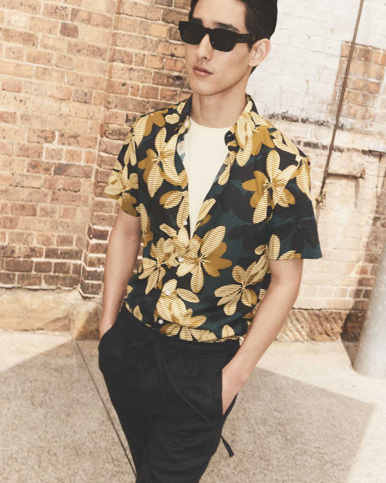 Brunei Short Sleeve Classic Print Shirt in TEAL MULTI