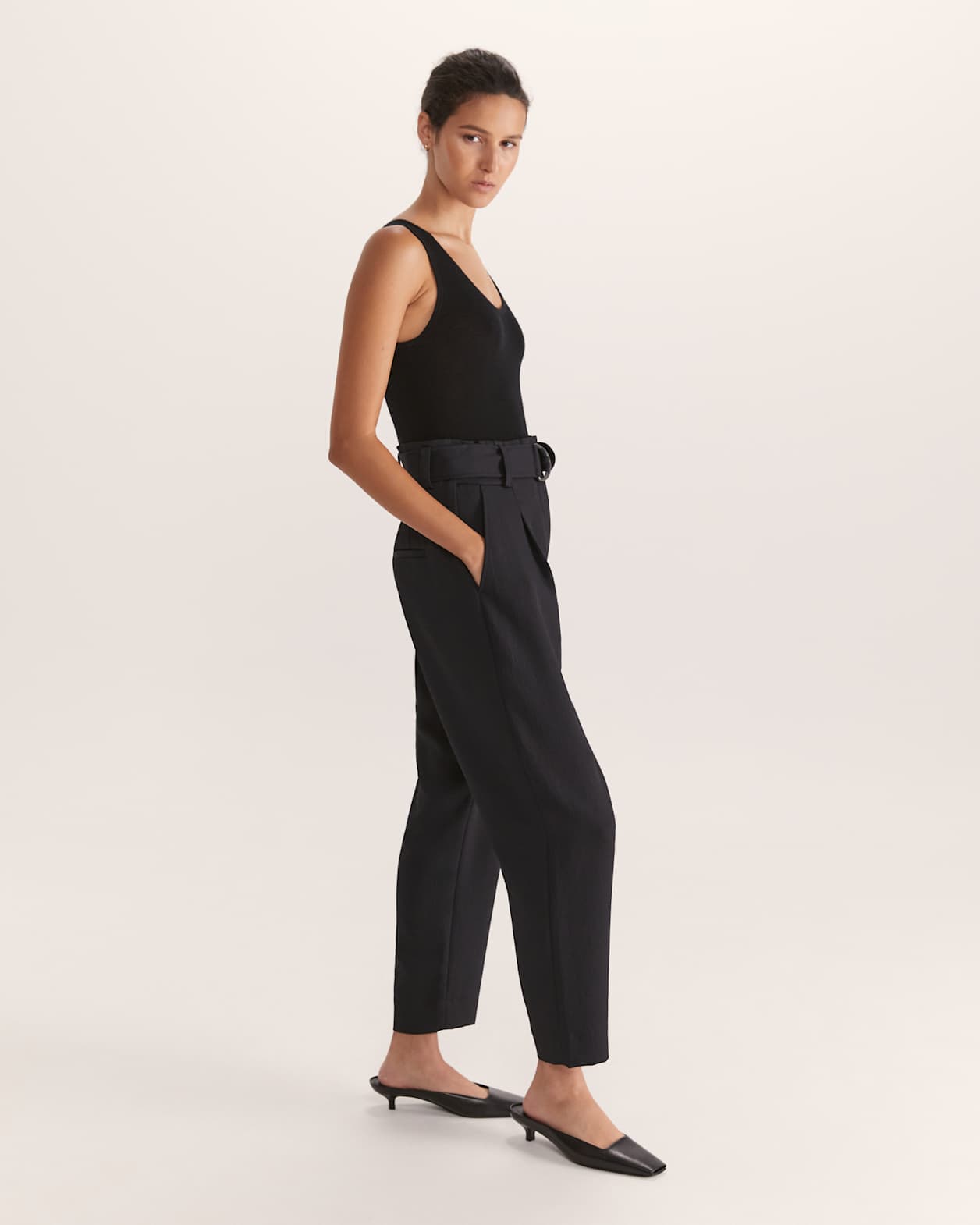 Dharma Belted Slim Pant in BLACK