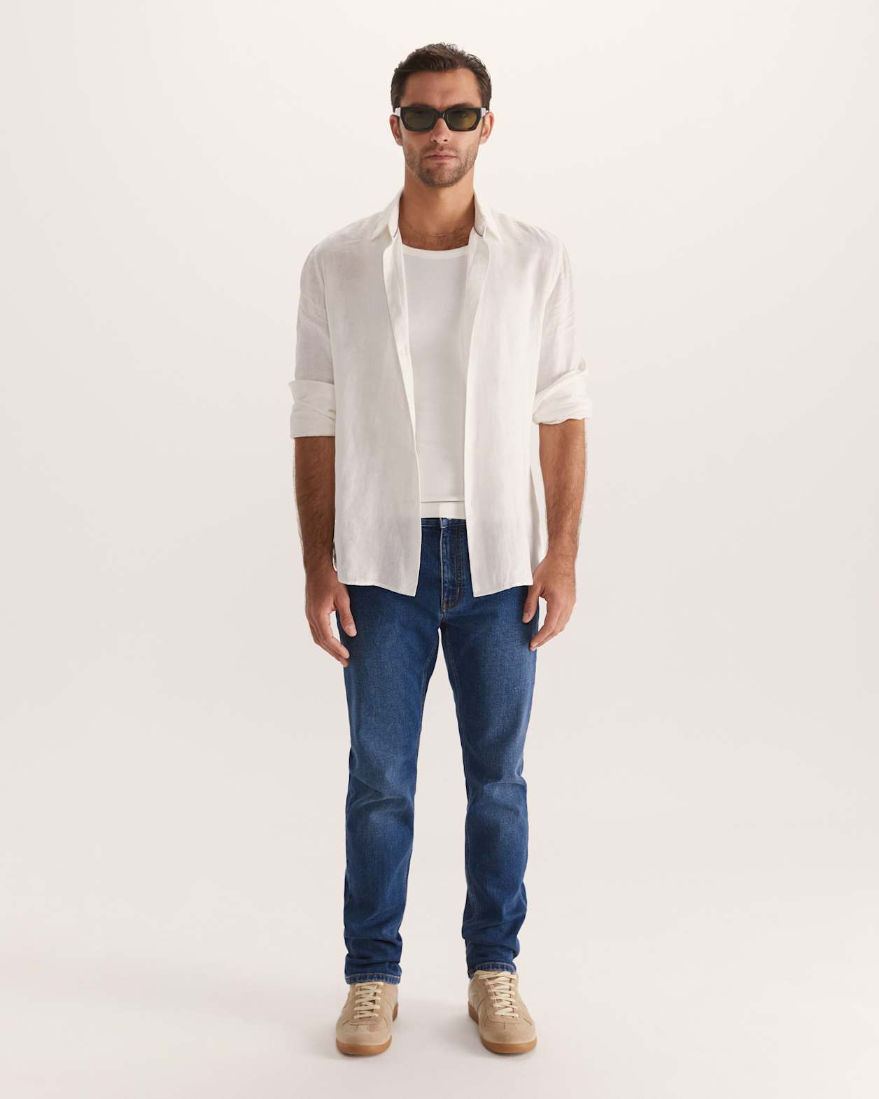 Noah Lightweight Linen Shirt in WHITE