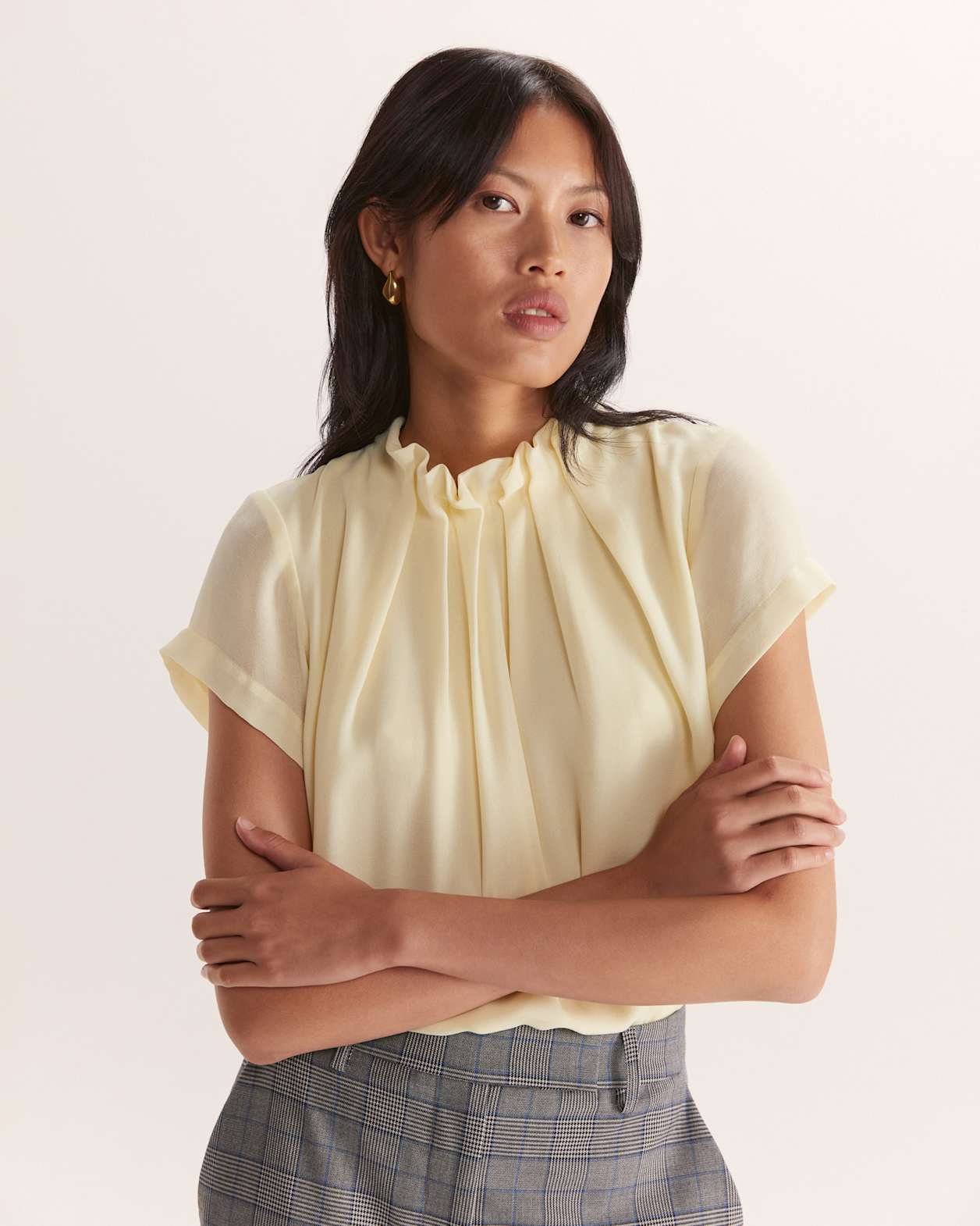 Willa High Neck Short Sleeve Top in LEMON