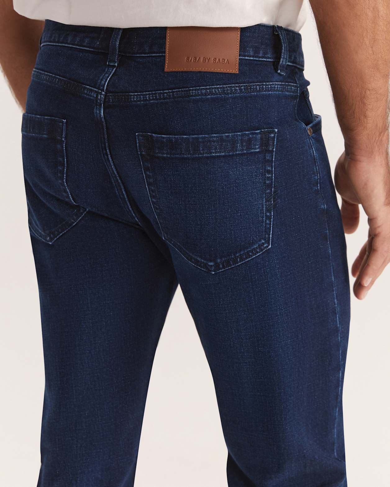 Fitzroy Slim Jean in INDIGO