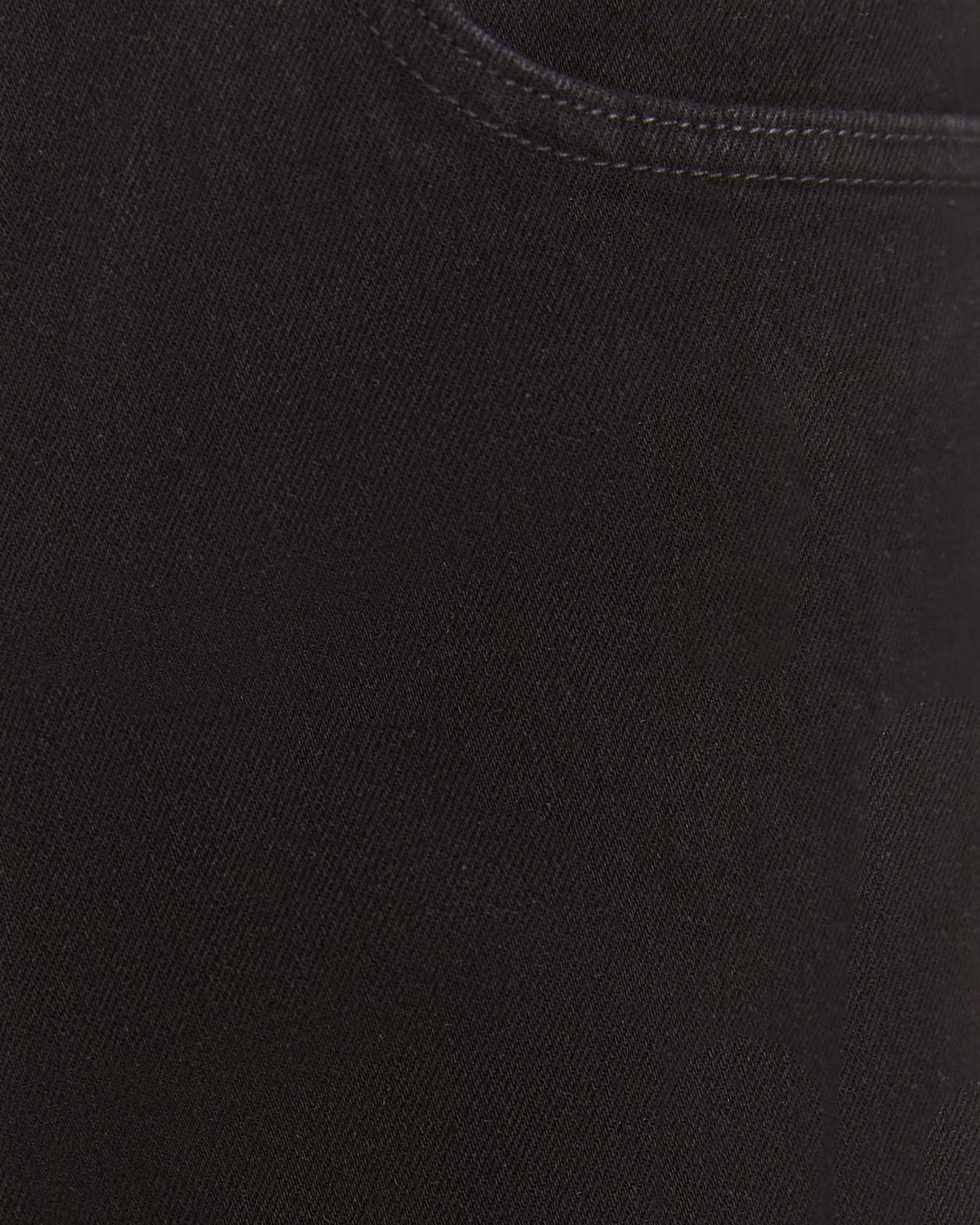 Fitzroy Slim Jean in BLACK