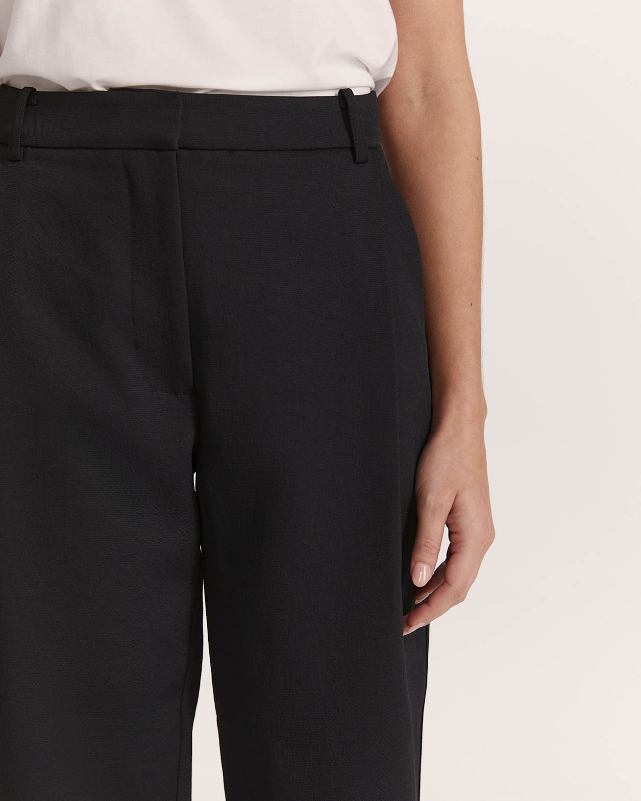 Dharma Tuck Front Culotte in BLACK