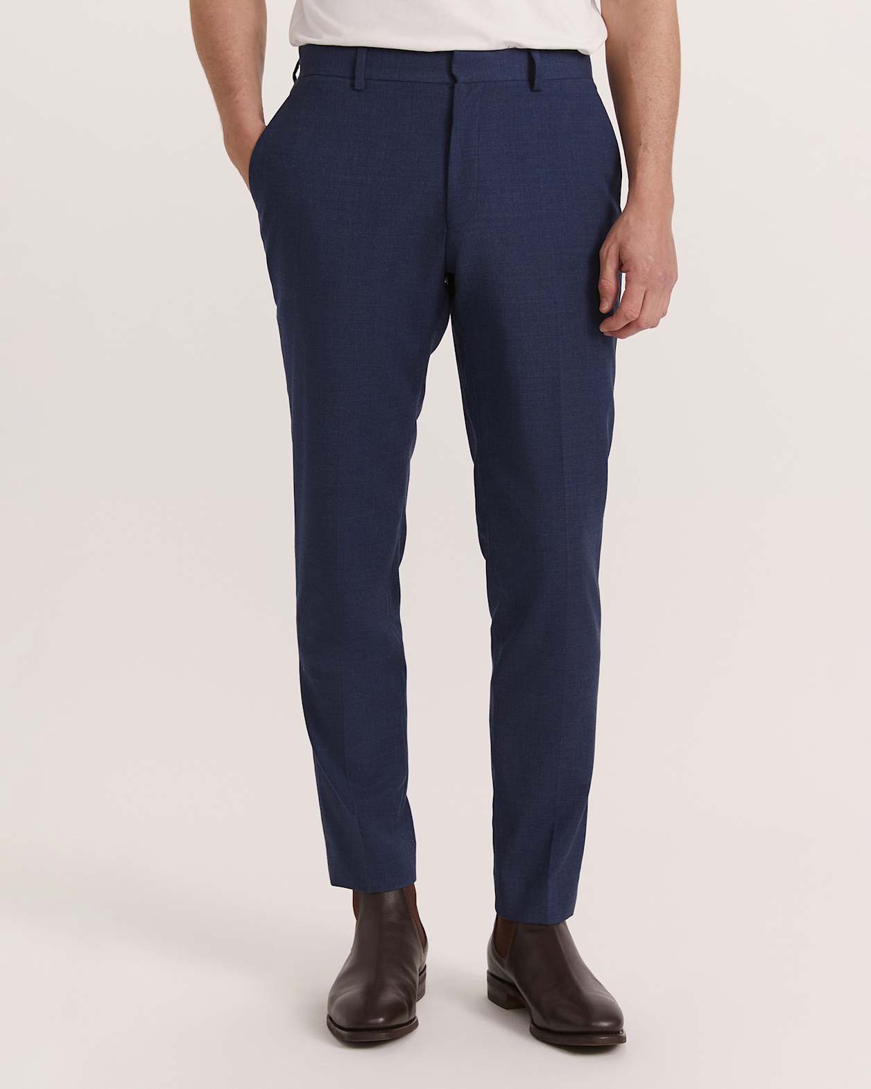 Cedric Wool Stretch Pant in BLUE MARLE