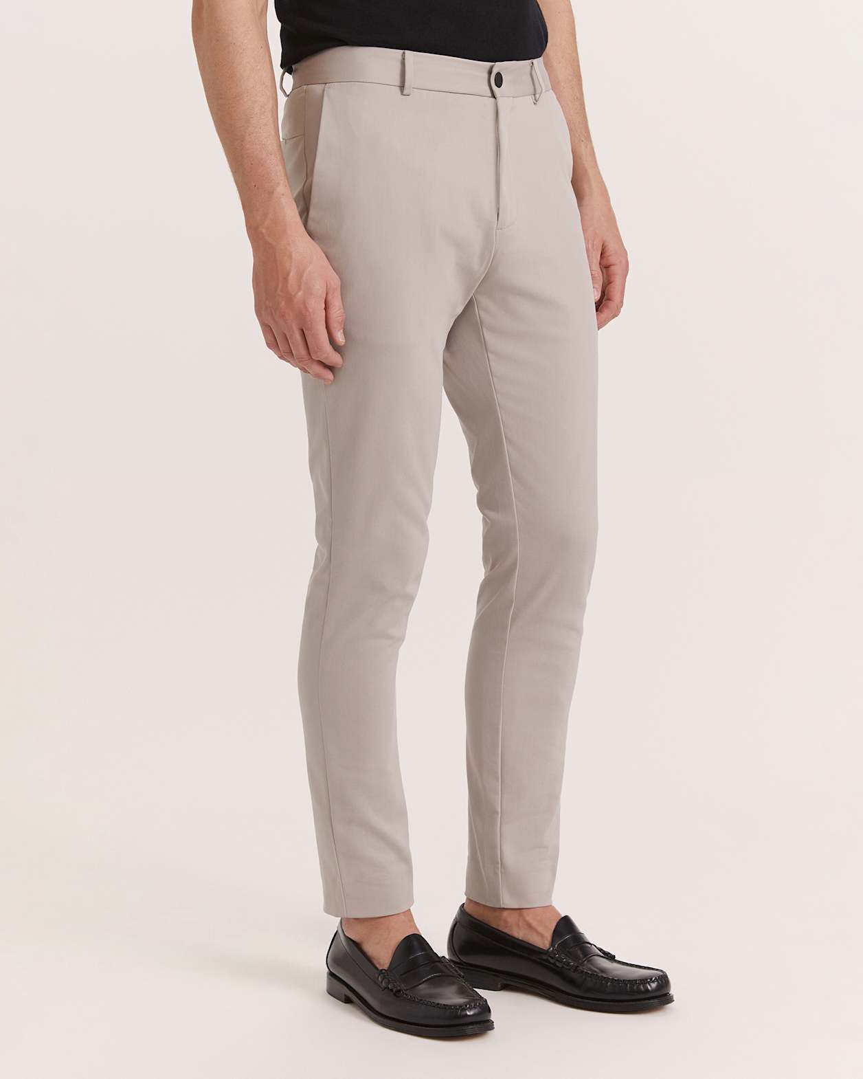 Judd Slim Dress Chino Pant in ASH