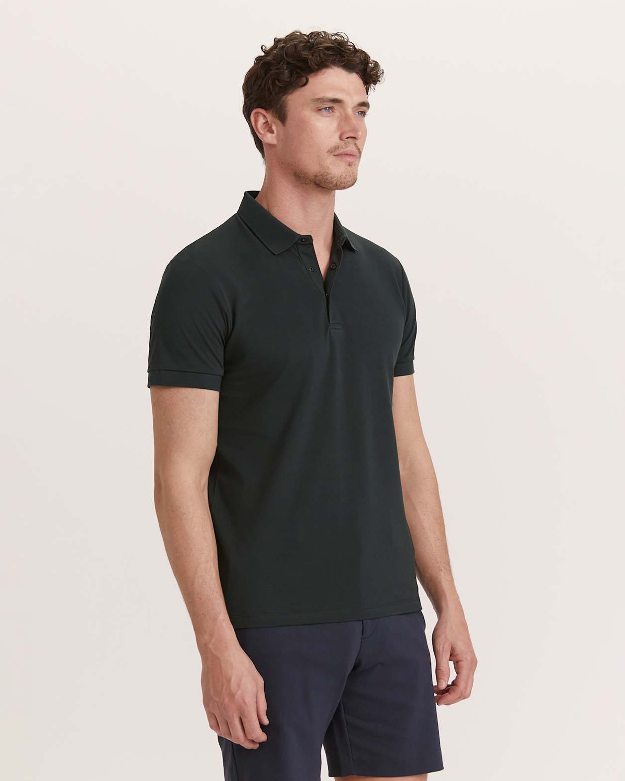Andy Polo in FOREST