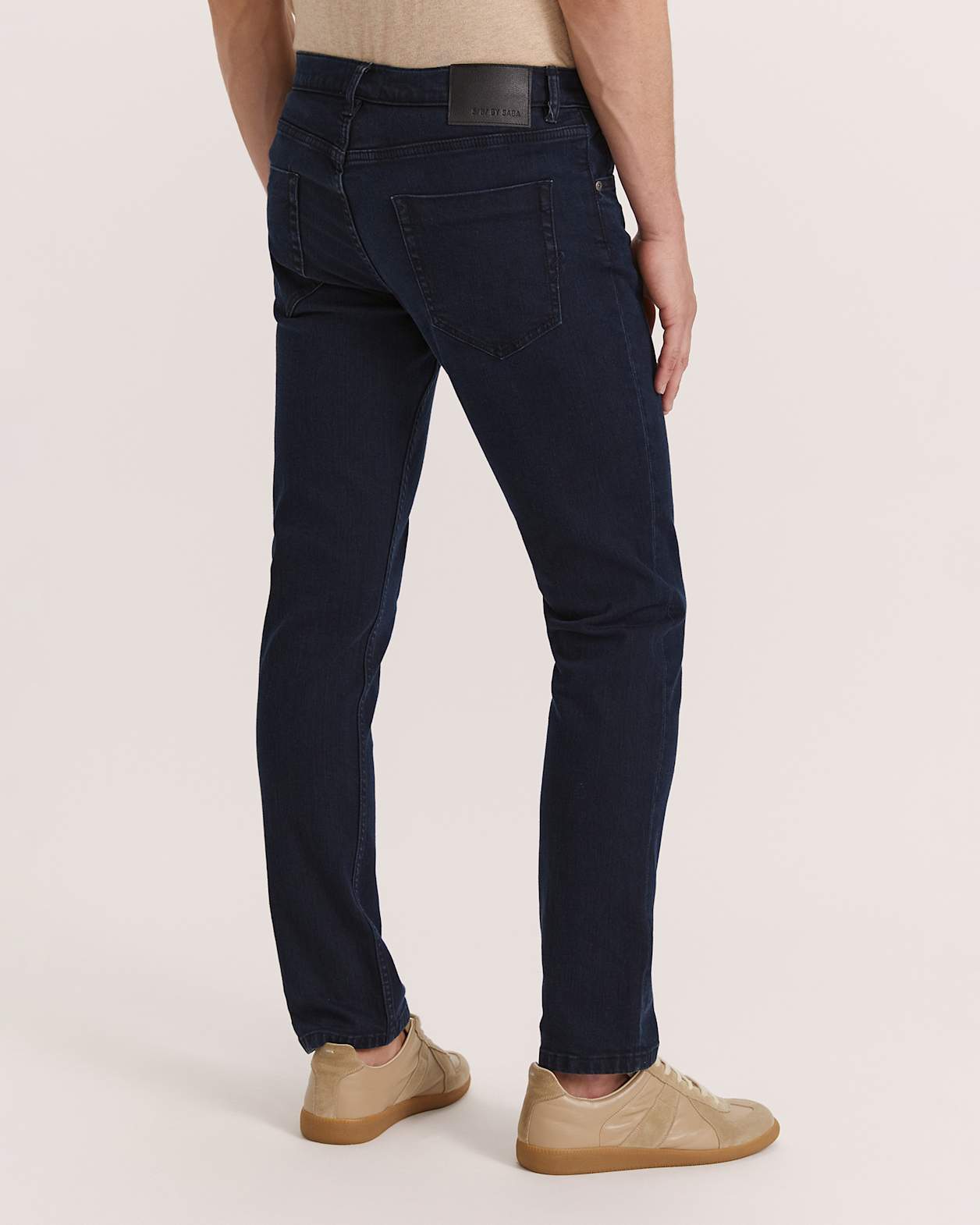 Fitzroy Slim Jean in DARK INDIGO