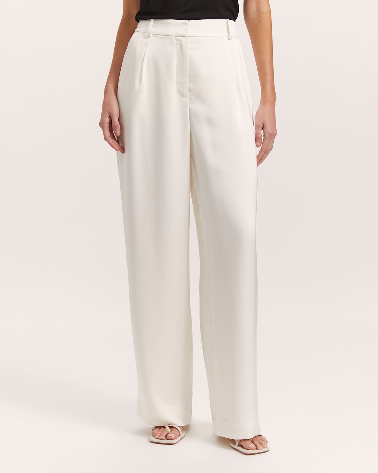 Jayde Pleat Front Pant in VANILLA
