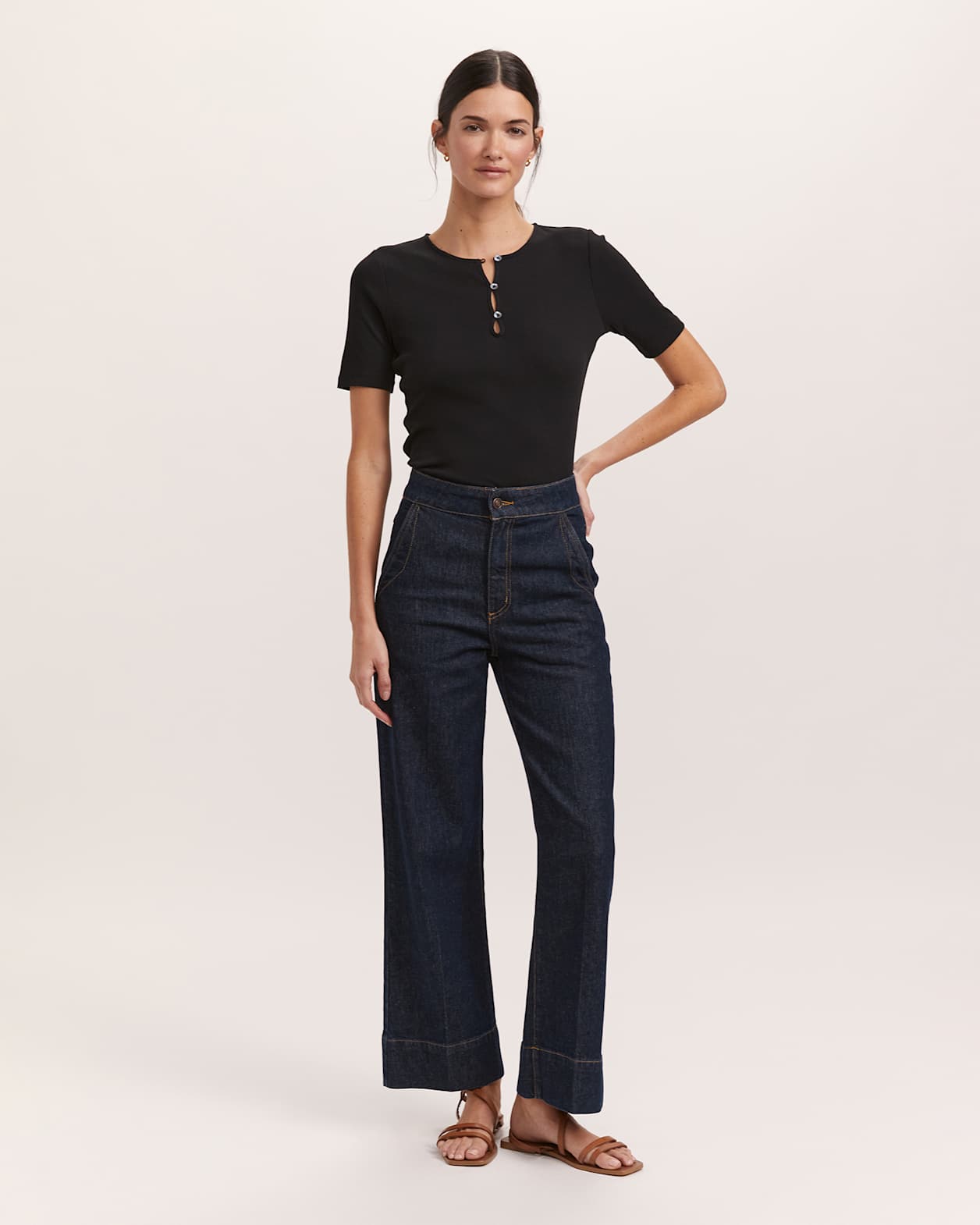 Fleur Button 1/2 Sleeve in BLACK