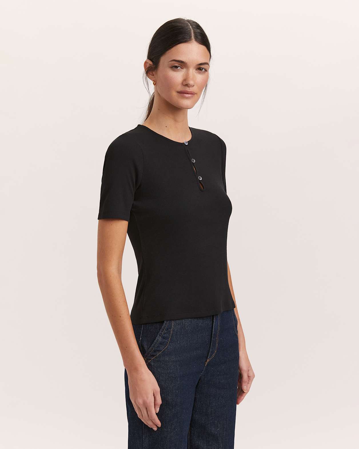 Fleur Button 1/2 Sleeve in BLACK
