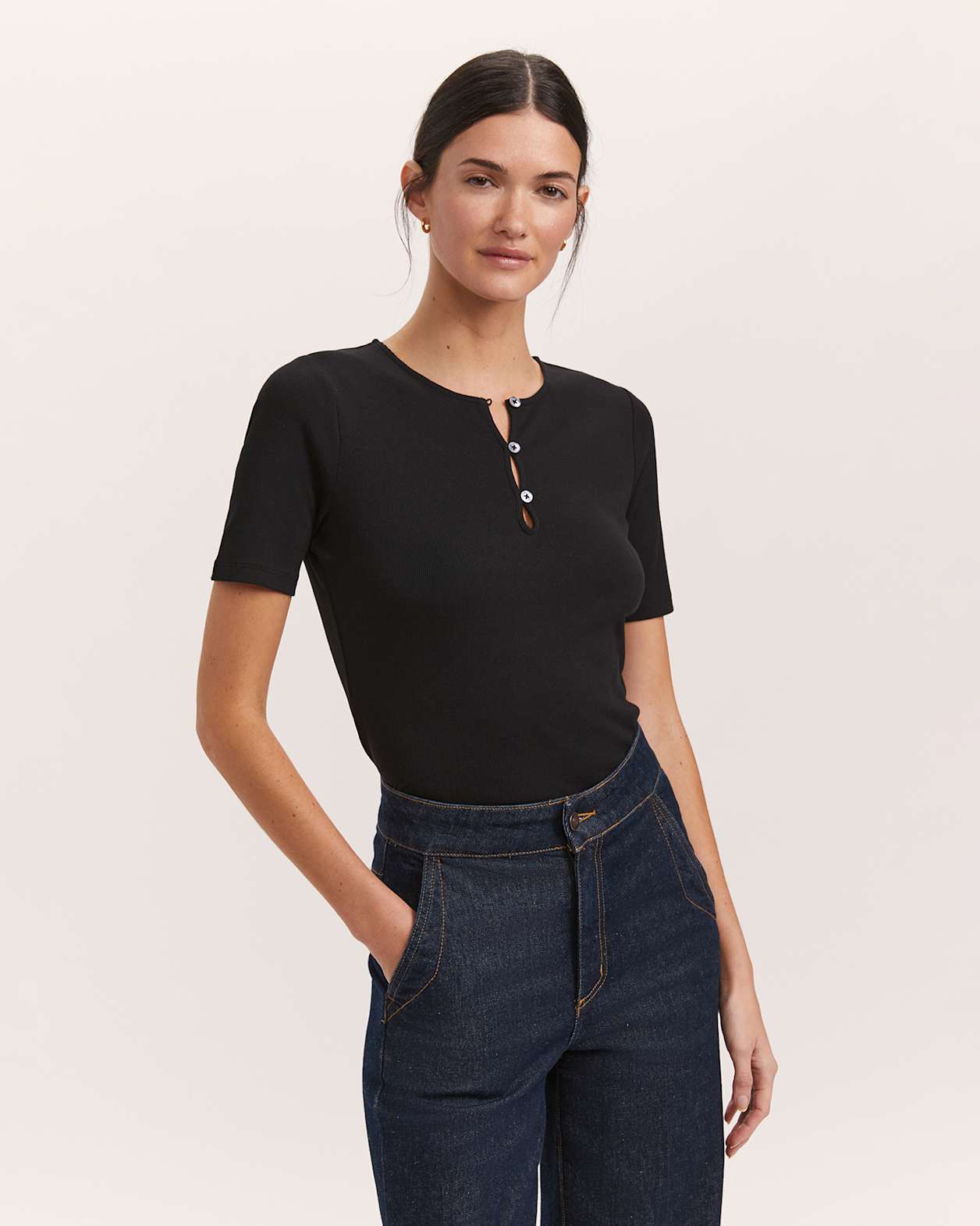 Fleur Button 1/2 Sleeve in BLACK