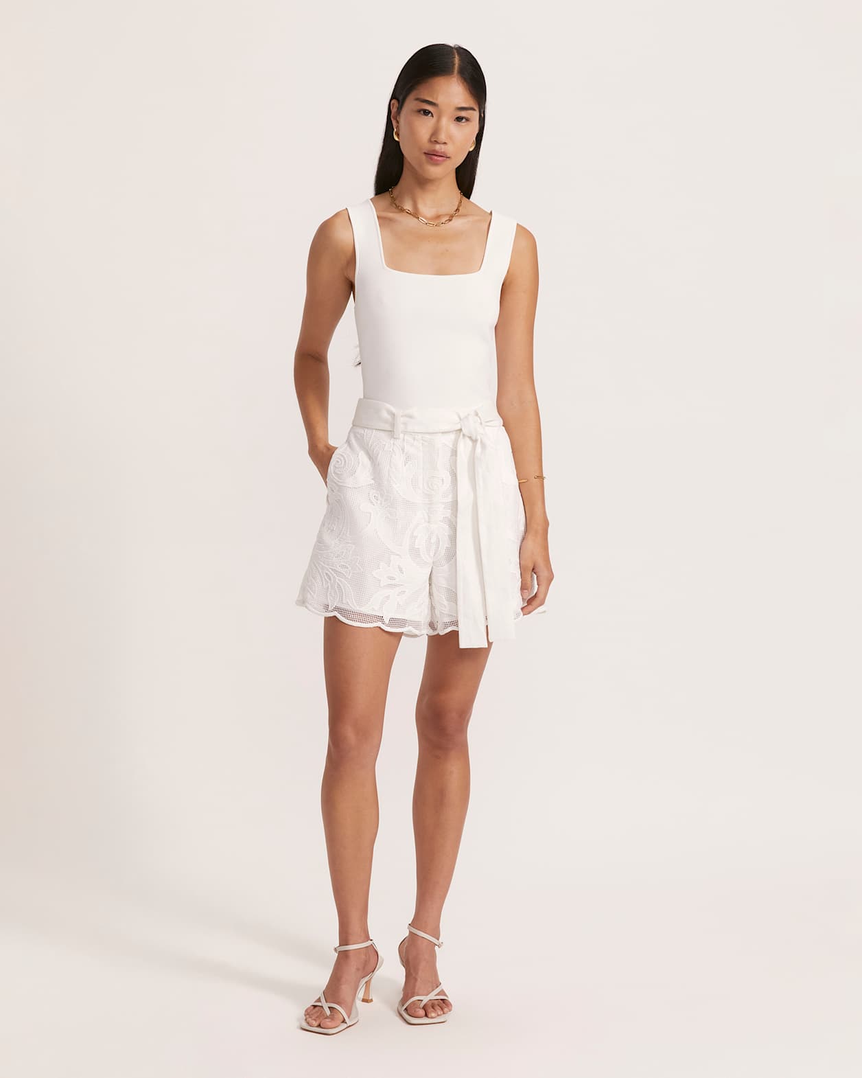 Rielle Belted Shorts in WHITE