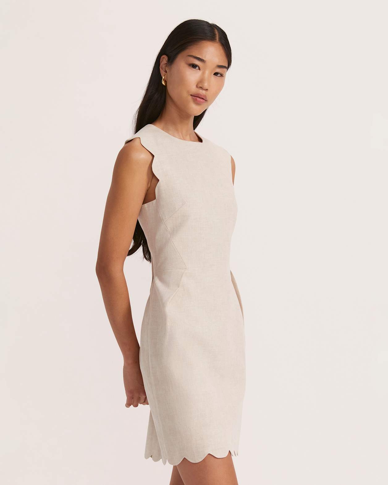 Sienna Linen Scalloped Dress in OATMEAL MELANGE